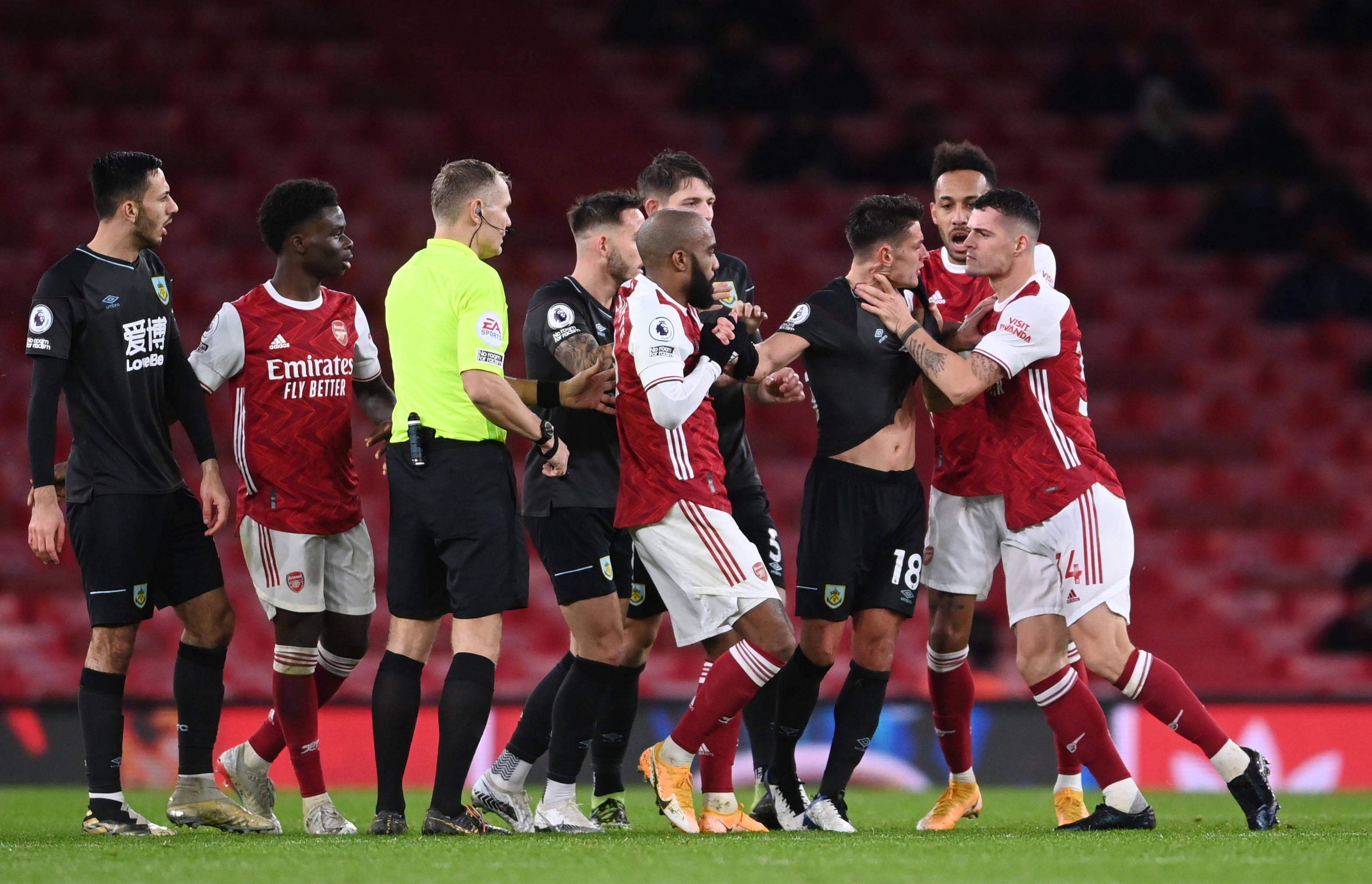 形成接应 形成接应